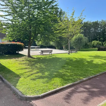 Avec Piscine Chauffee Et Tennis Proche Deauville Apartman Touques